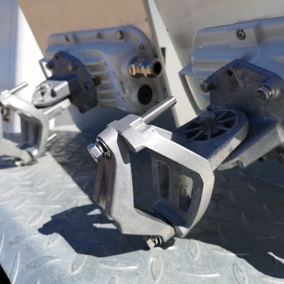 Cambium Heavy Duty Mounting Brackets installed on PMP 450i Radios